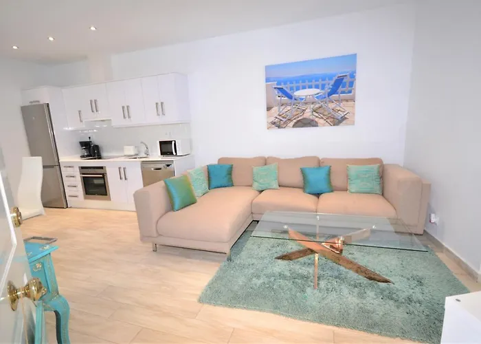 Casa San Miguel شقة إِستيبونا