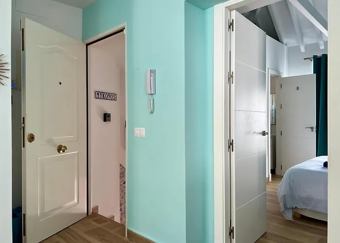 Casa San Miguel * إِستيبونا